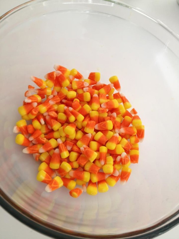 melt candy corn in a microwave 